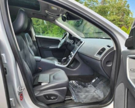 Серый Вольво ХС60, объемом двигателя 2.5 л и пробегом 77 тыс. км за 10200 $, фото 9 на Automoto.ua