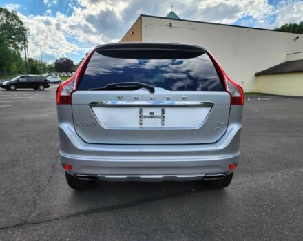 Серый Вольво ХС60, объемом двигателя 2.5 л и пробегом 77 тыс. км за 10200 $, фото 6 на Automoto.ua