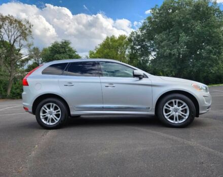 Серый Вольво ХС60, объемом двигателя 2.5 л и пробегом 77 тыс. км за 10200 $, фото 8 на Automoto.ua