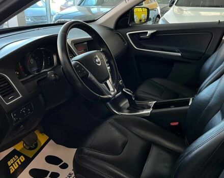 Сірий Вольво ХС60, об'ємом двигуна 2 л та пробігом 172 тис. км за 16700 $, фото 9 на Automoto.ua