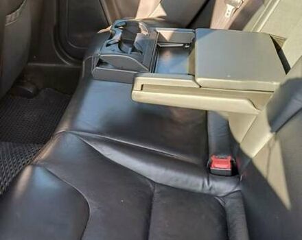 Сірий Вольво ХС60, об'ємом двигуна 2.4 л та пробігом 320 тис. км за 11300 $, фото 9 на Automoto.ua