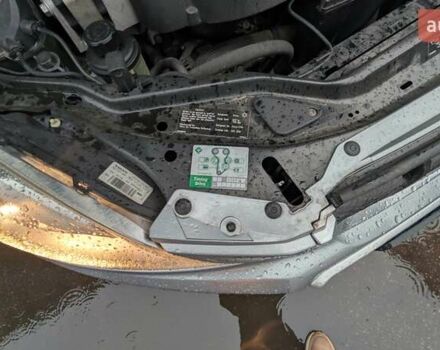 Серый Вольво ХС60, объемом двигателя 2.4 л и пробегом 278 тыс. км за 12300 $, фото 23 на Automoto.ua