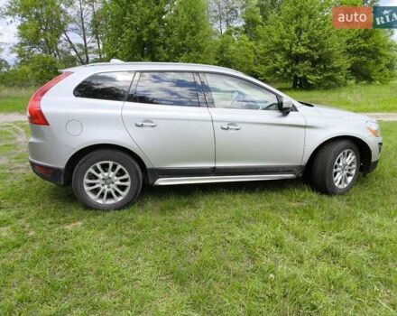 Вольво ХС60 2009 в Миргороде на Automoto.ua Серый Вольво ХС60, объемом двигателя 2.4 л и пробегом 379 тыс. км за 12500 $, фото 44 на Automoto.ua