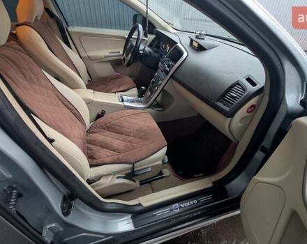 Серый Вольво ХС60, объемом двигателя 2.4 л и пробегом 278 тыс. км за 12300 $, фото 15 на Automoto.ua