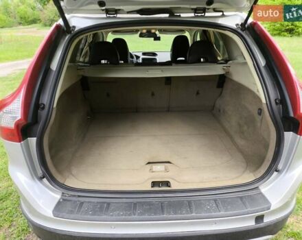 Вольво ХС60 2009 в Миргороде на Automoto.ua Серый Вольво ХС60, объемом двигателя 2.4 л и пробегом 379 тыс. км за 12500 $, фото 36 на Automoto.ua