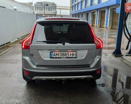 Серый Вольво ХС60, объемом двигателя 2.4 л и пробегом 278 тыс. км за 12300 $, фото 5 на Automoto.ua