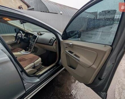 Серый Вольво ХС60, объемом двигателя 2.4 л и пробегом 278 тыс. км за 12300 $, фото 13 на Automoto.ua