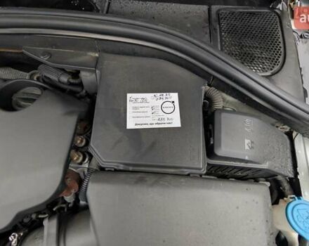 Серый Вольво ХС60, объемом двигателя 2.4 л и пробегом 278 тыс. км за 12300 $, фото 22 на Automoto.ua