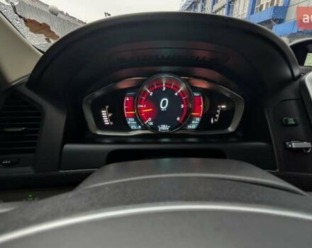 Серый Вольво ХС60, объемом двигателя 2.4 л и пробегом 278 тыс. км за 12300 $, фото 17 на Automoto.ua