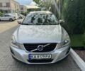 Серый Вольво ХС60, объемом двигателя 2.4 л и пробегом 275 тыс. км за 7500 $, фото 1 на Automoto.ua