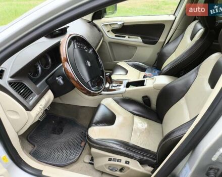 Вольво ХС60 2009 в Миргороде на Automoto.ua Серый Вольво ХС60, объемом двигателя 2.4 л и пробегом 379 тыс. км за 12500 $, фото 22 на Automoto.ua