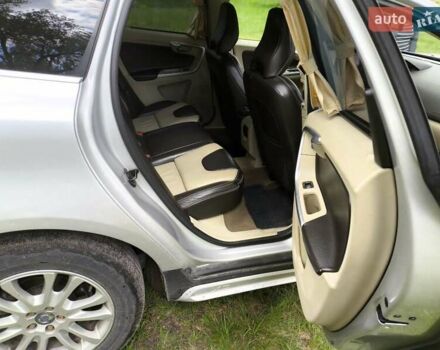 Вольво ХС60 2009 в Миргороде на Automoto.ua Серый Вольво ХС60, объемом двигателя 2.4 л и пробегом 379 тыс. км за 12500 $, фото 30 на Automoto.ua