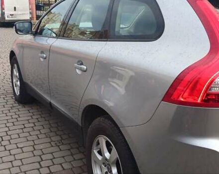 Серый Вольво ХС60, объемом двигателя 2 л и пробегом 282 тыс. км за 13500 $, фото 7 на Automoto.ua