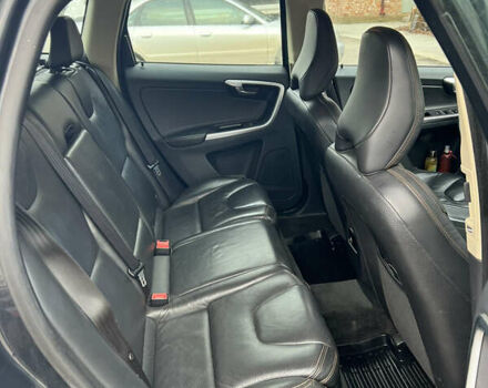 Вольво ХС60 2010 в Каменское - Днепродзержинск на Automoto.ua Серый Вольво ХС60, объемом двигателя 1.9 л и пробегом 218 тыс. км за 11900 $, фото 5 на Automoto.ua