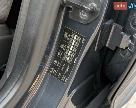 Сірий Вольво ХС60, об'ємом двигуна 2.4 л та пробігом 248 тис. км за 17000 $, фото 59 на Automoto.ua