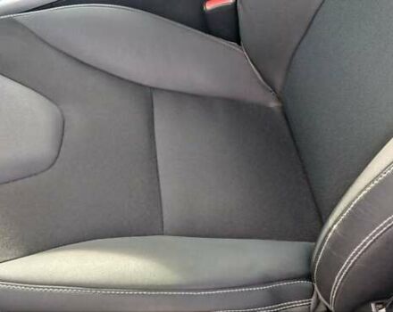 Серый Вольво ХС60, объемом двигателя 2 л и пробегом 282 тыс. км за 13700 $, фото 2 на Automoto.ua