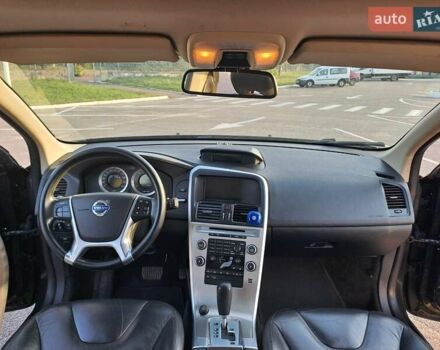Сірий Вольво ХС60, об'ємом двигуна 2.4 л та пробігом 273 тис. км за 15600 $, фото 7 на Automoto.ua