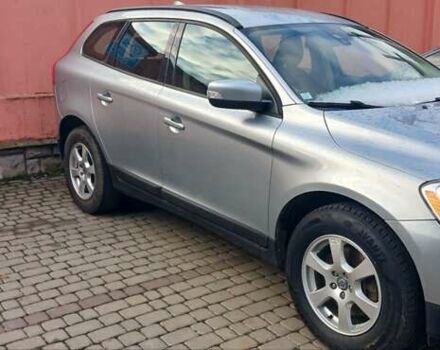 Серый Вольво ХС60, объемом двигателя 2 л и пробегом 282 тыс. км за 13500 $, фото 2 на Automoto.ua