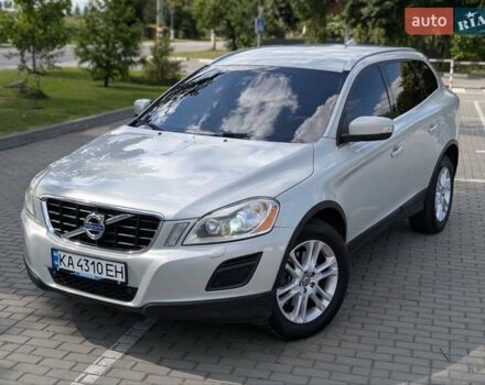 Серый Вольво ХС60, объемом двигателя 2.4 л и пробегом 226 тыс. км за 14500 $, фото 1 на Automoto.ua
