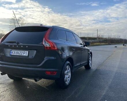 Серый Вольво ХС60, объемом двигателя 3.2 л и пробегом 141 тыс. км за 10500 $, фото 2 на Automoto.ua