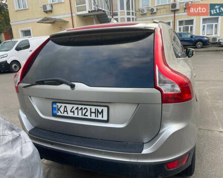 Серый Вольво ХС60, объемом двигателя 3.19 л и пробегом 190 тыс. км за 9999 $, фото 4 на Automoto.ua