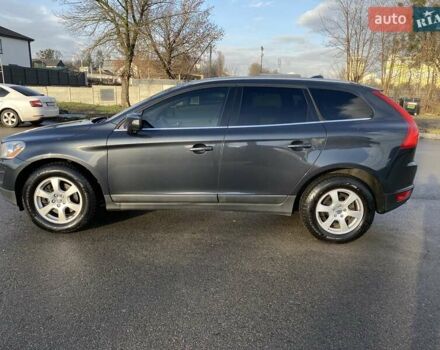 Серый Вольво ХС60, объемом двигателя 3.2 л и пробегом 141 тыс. км за 10500 $, фото 4 на Automoto.ua