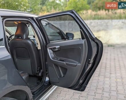 Сірий Вольво ХС60, об'ємом двигуна 2.4 л та пробігом 248 тис. км за 17000 $, фото 65 на Automoto.ua