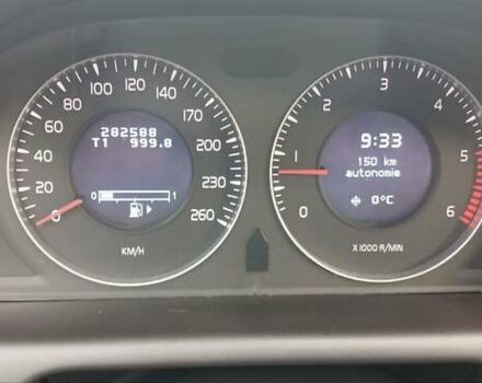 Серый Вольво ХС60, объемом двигателя 2 л и пробегом 282 тыс. км за 13500 $, фото 17 на Automoto.ua