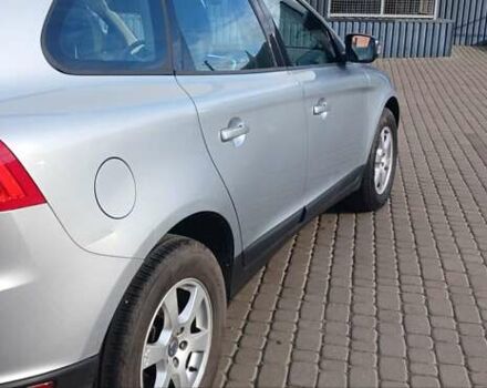 Серый Вольво ХС60, объемом двигателя 2 л и пробегом 282 тыс. км за 13700 $, фото 4 на Automoto.ua