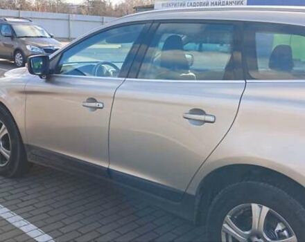 Серый Вольво ХС60, объемом двигателя 2.4 л и пробегом 285 тыс. км за 14950 $, фото 5 на Automoto.ua