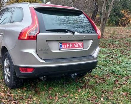 Серый Вольво ХС60, объемом двигателя 2.4 л и пробегом 285 тыс. км за 15300 $, фото 9 на Automoto.ua