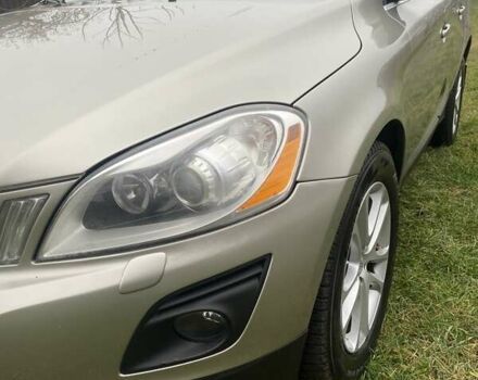 Серый Вольво ХС60, объемом двигателя 2.95 л и пробегом 243 тыс. км за 15000 $, фото 6 на Automoto.ua