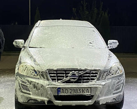 Серый Вольво ХС60, объемом двигателя 2.4 л и пробегом 417 тыс. км за 15500 $, фото 3 на Automoto.ua