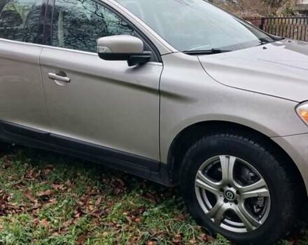 Серый Вольво ХС60, объемом двигателя 2.4 л и пробегом 285 тыс. км за 15300 $, фото 6 на Automoto.ua