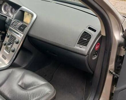 Серый Вольво ХС60, объемом двигателя 2.4 л и пробегом 285 тыс. км за 14950 $, фото 24 на Automoto.ua