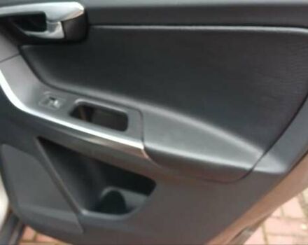 Серый Вольво ХС60, объемом двигателя 2.4 л и пробегом 285 тыс. км за 14950 $, фото 26 на Automoto.ua