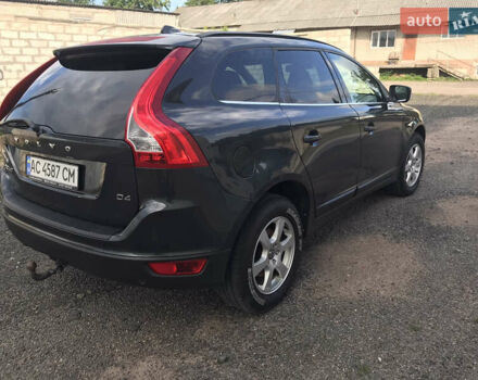 Серый Вольво ХС60, объемом двигателя 2 л и пробегом 315 тыс. км за 13000 $, фото 4 на Automoto.ua