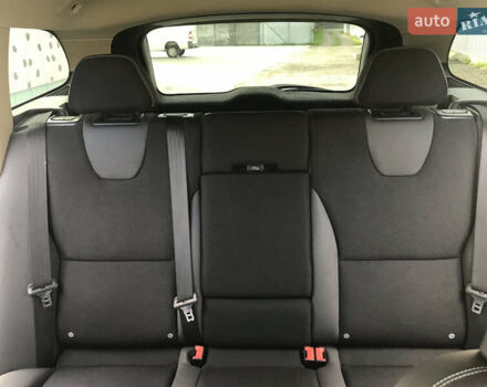 Серый Вольво ХС60, объемом двигателя 2 л и пробегом 315 тыс. км за 13000 $, фото 9 на Automoto.ua