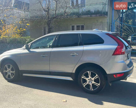 Серый Вольво ХС60, объемом двигателя 2.4 л и пробегом 310 тыс. км за 13500 $, фото 1 на Automoto.ua