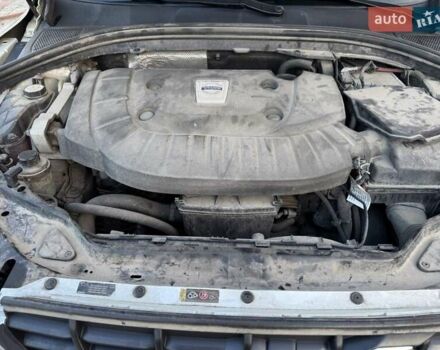 Сірий Вольво ХС60, об'ємом двигуна 2.4 л та пробігом 295 тис. км за 15600 $, фото 14 на Automoto.ua