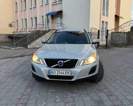 Сірий Вольво ХС60, об'ємом двигуна 2.4 л та пробігом 295 тис. км за 15600 $, фото 6 на Automoto.ua