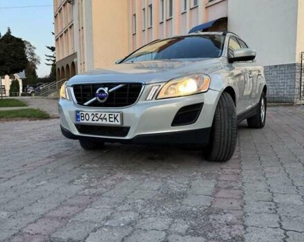 Сірий Вольво ХС60, об'ємом двигуна 2.4 л та пробігом 295 тис. км за 15600 $, фото 4 на Automoto.ua