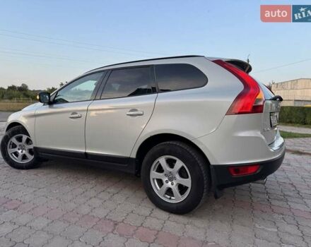 Сірий Вольво ХС60, об'ємом двигуна 2.4 л та пробігом 295 тис. км за 15600 $, фото 10 на Automoto.ua