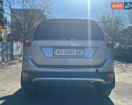 Серый Вольво ХС60, объемом двигателя 2.4 л и пробегом 310 тыс. км за 13500 $, фото 7 на Automoto.ua