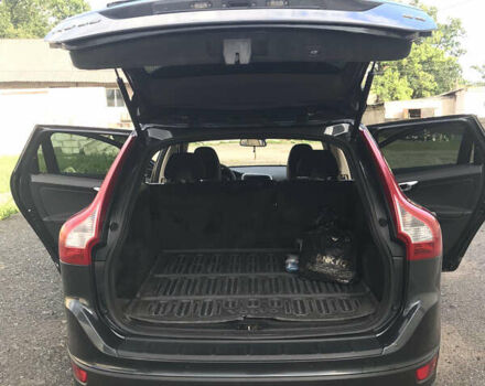 Серый Вольво ХС60, объемом двигателя 2 л и пробегом 315 тыс. км за 13000 $, фото 12 на Automoto.ua