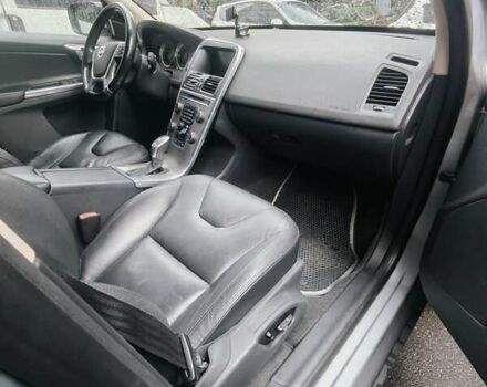 Сірий Вольво ХС60, об'ємом двигуна 2.95 л та пробігом 157 тис. км за 13500 $, фото 9 на Automoto.ua