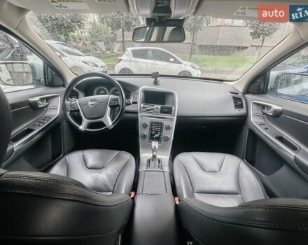 Сірий Вольво ХС60, об'ємом двигуна 2.95 л та пробігом 157 тис. км за 13500 $, фото 10 на Automoto.ua