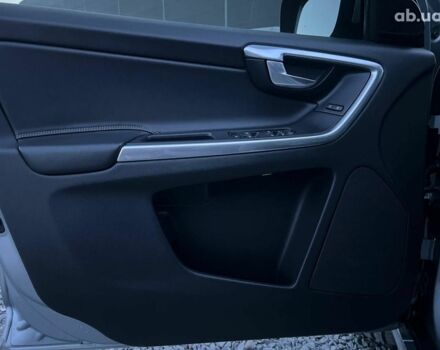 Серый Вольво ХС60, объемом двигателя 2.4 л и пробегом 264 тыс. км за 22290 $, фото 13 на Automoto.ua