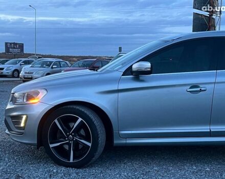 Серый Вольво ХС60, объемом двигателя 2.4 л и пробегом 264 тыс. км за 22290 $, фото 3 на Automoto.ua