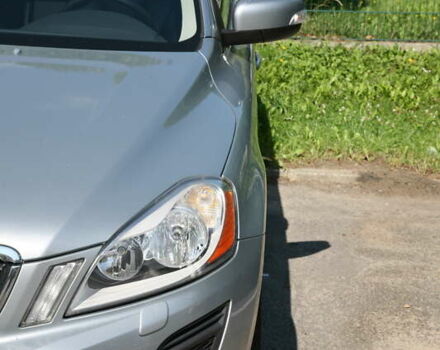 Серый Вольво ХС60, объемом двигателя 2.95 л и пробегом 203 тыс. км за 12300 $, фото 4 на Automoto.ua